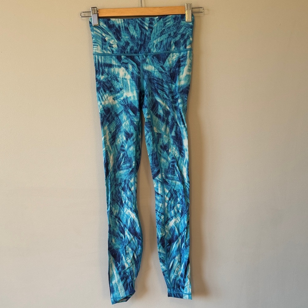 Lululemon Blue Patterned Leggings